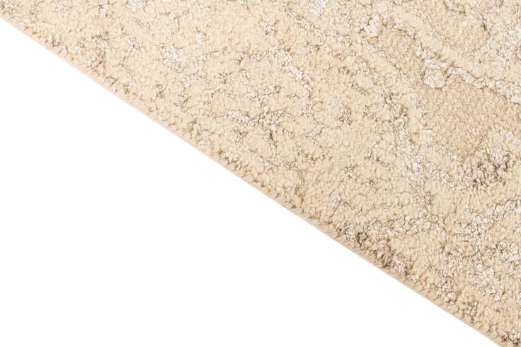 Detail image of 2' 8 x 8' 10 Hand Knotted Darya Runner Rug