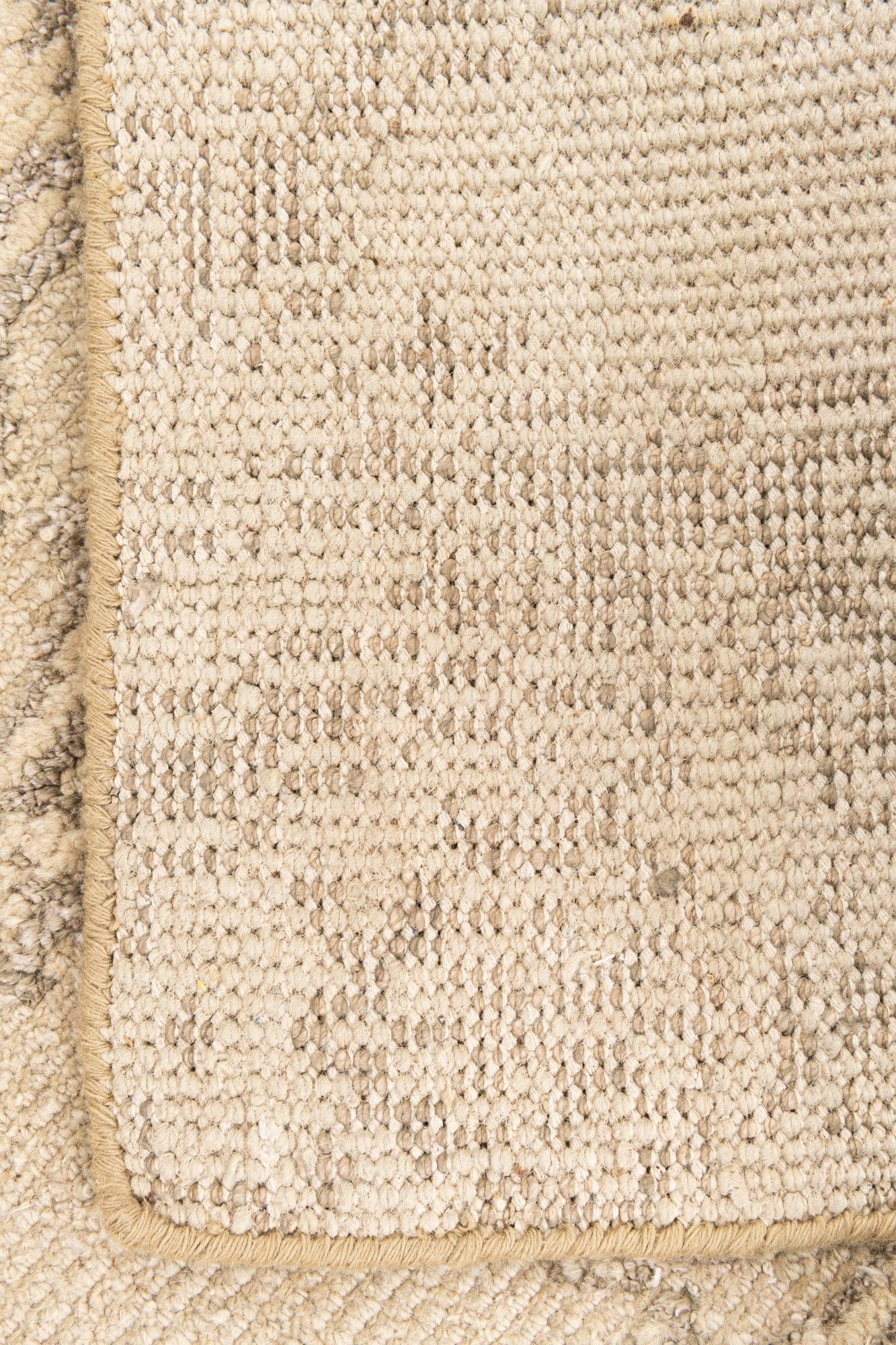2' 8 x 8' 8 Hand Knotted Darya Runner Rug