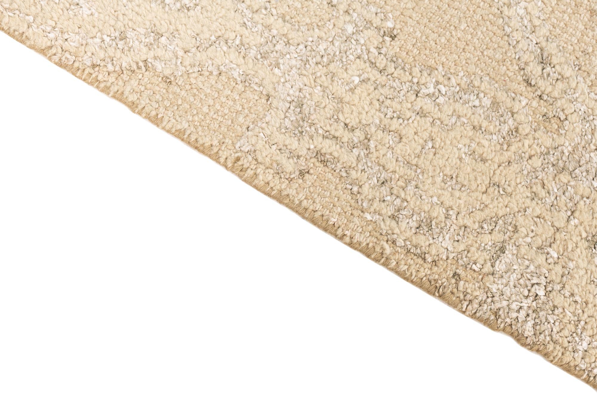 2' 7 x 8' 9 Hand Knotted Darya Runner Rug