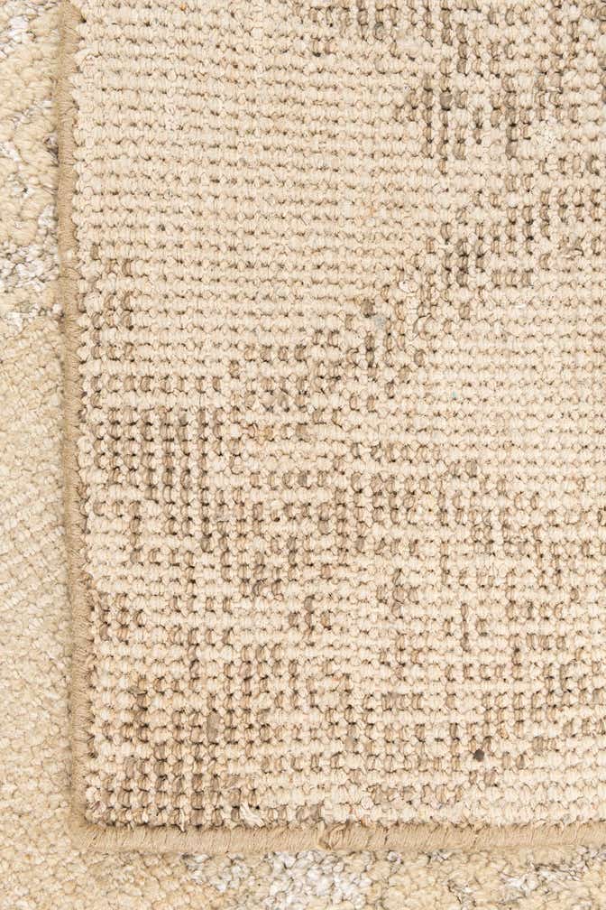 2' 7 x 8' 9 Hand Knotted Darya Runner Rug