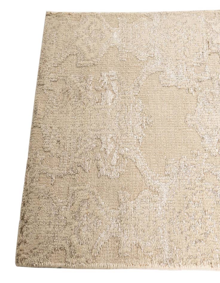 Detail image of 2' 7 x 8' 10 Hand Knotted Darya Runner Rug