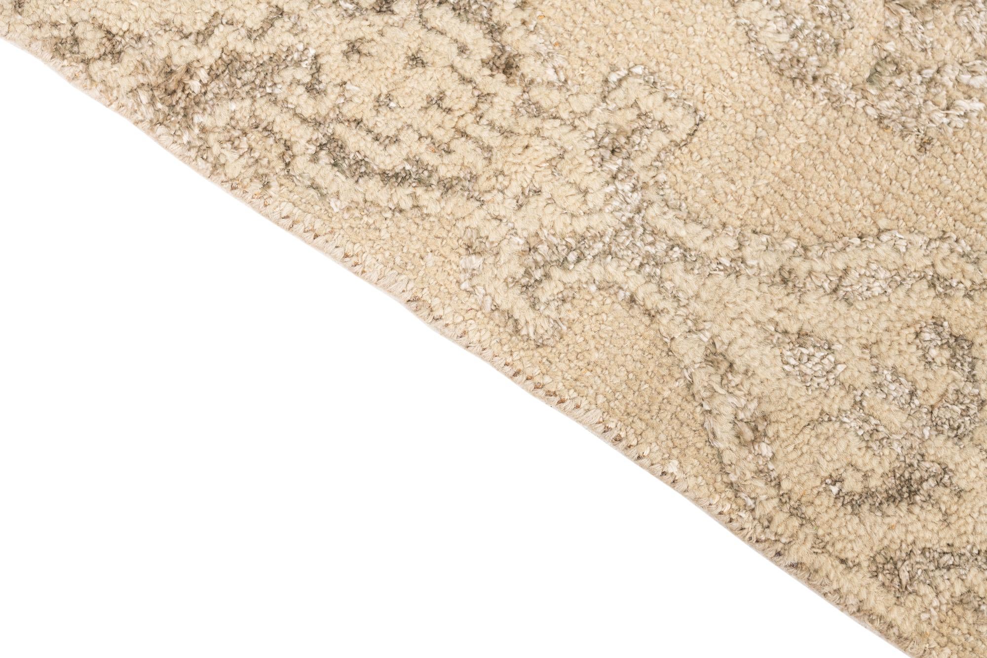 2' 7 x 8' 9 Hand Knotted Darya Runner Rug