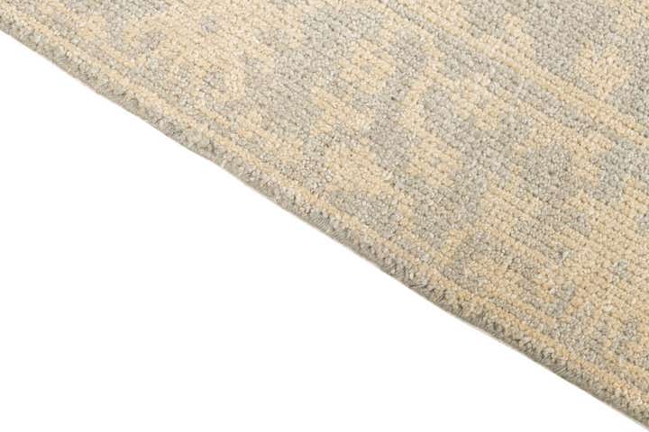2' 10 x 8' 10 Hand Knotted Darya Runner Rug
