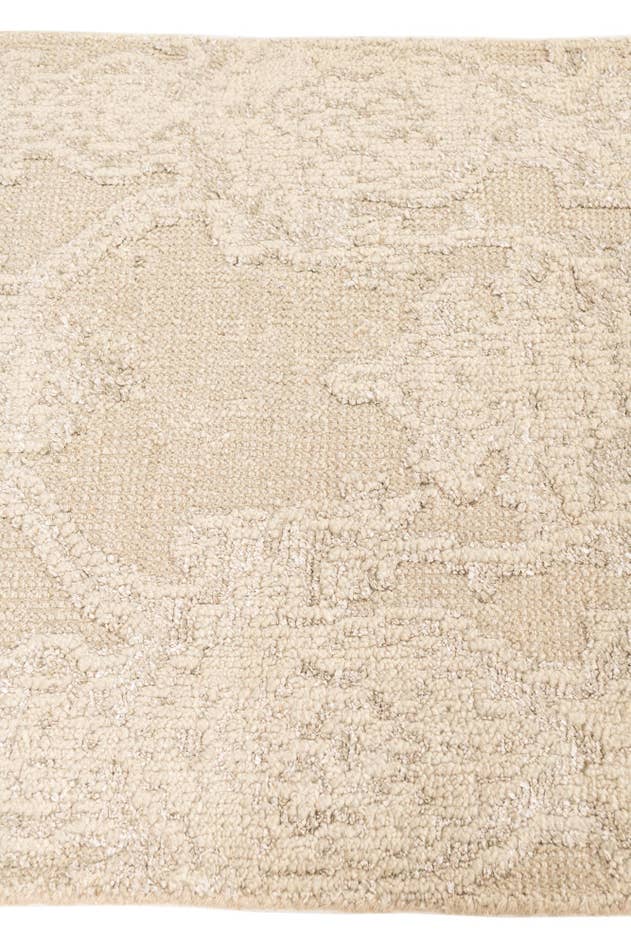 Detail image of 2' 9 x 8' 8 Hand Knotted Darya Runner Rug