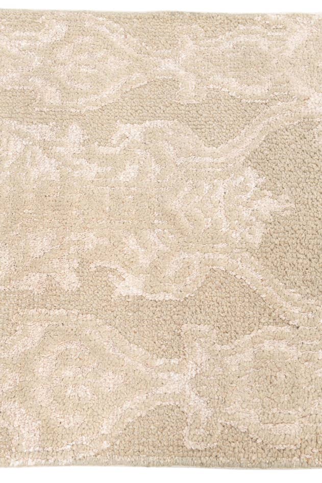 Detail image of 2' 8 x 8' 10 Hand Knotted Darya Runner Rug