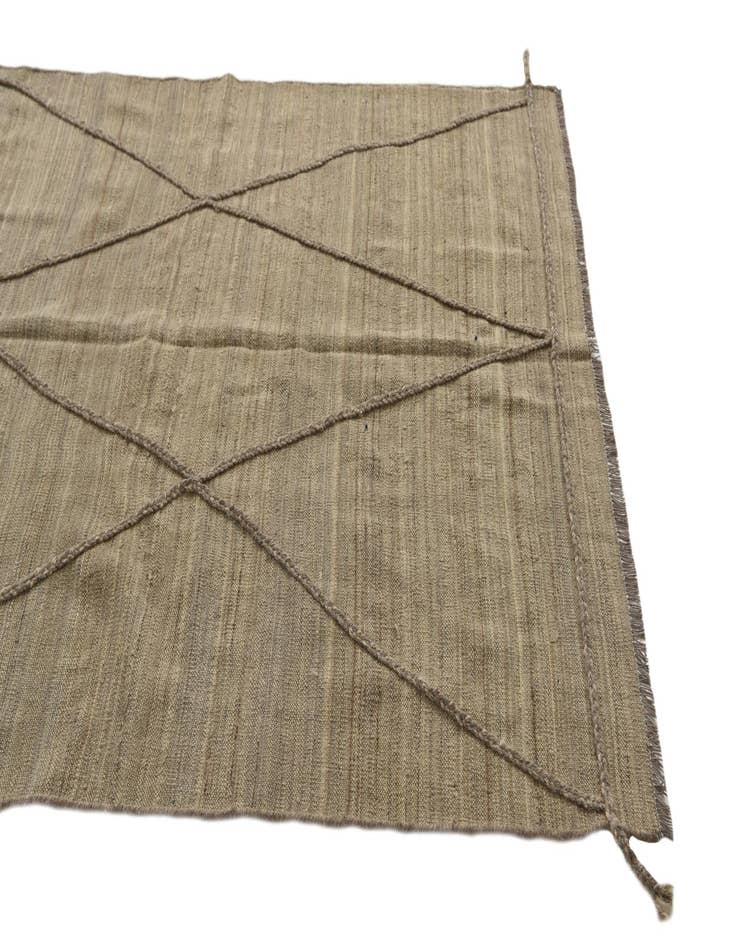 Detail image of 4' 6 x 9' 10  Hand Woven Kilim Modern Wool Runner Rug