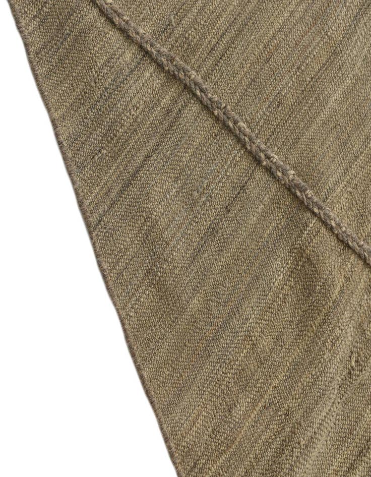 Detail image of 4' 6 x 9' 10  Hand Woven Kilim Modern Wool Runner Rug