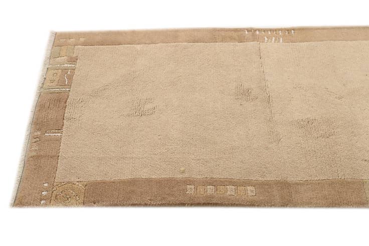 Detail image of 2' 7 x 9' 7 Hand Knotted Nepal Wool Runner Rug