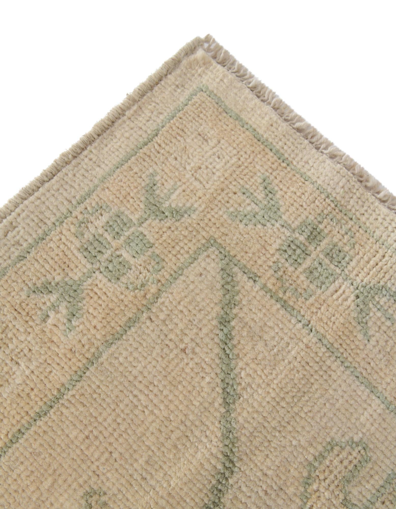2' 9 x 9' 8 Hand Knotted Oushak Wool Runner Rug