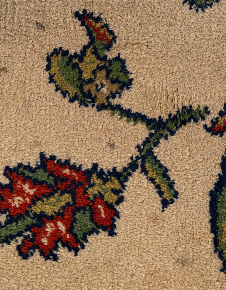 Detail image of 5' x 12' Sarough Wool Runner Rug