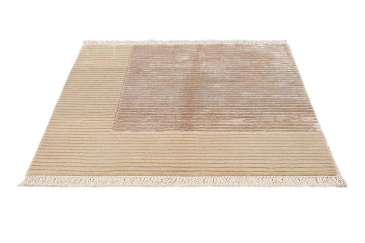 Detail image of 2' 7 x 2' 7 Hand Knotted Darya Wool Square Rug