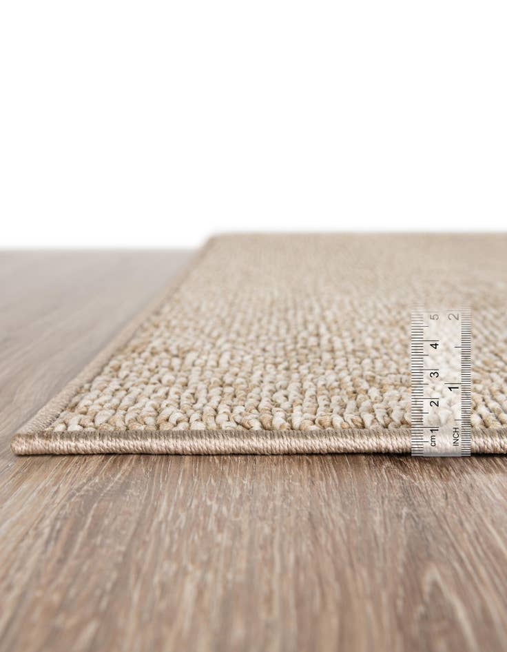 Detail image of 7' 10 x 7' 10  Washable Solid Indoor / Outdoor Square Rug