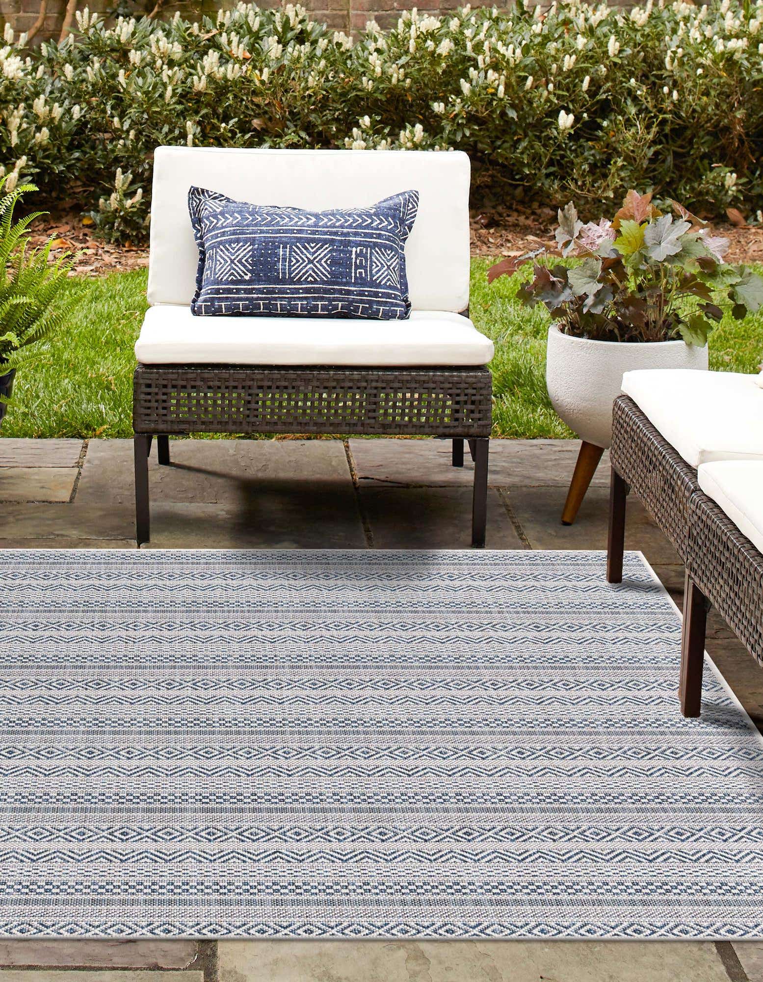 Light Blue 10' x 10' Outdoor Striped Square Indoor / Outdoor Rug