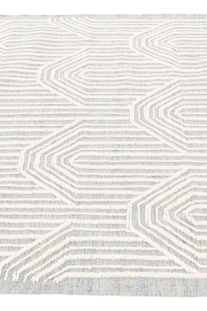 4' 1 x 6' 2 Hand Woven Rug