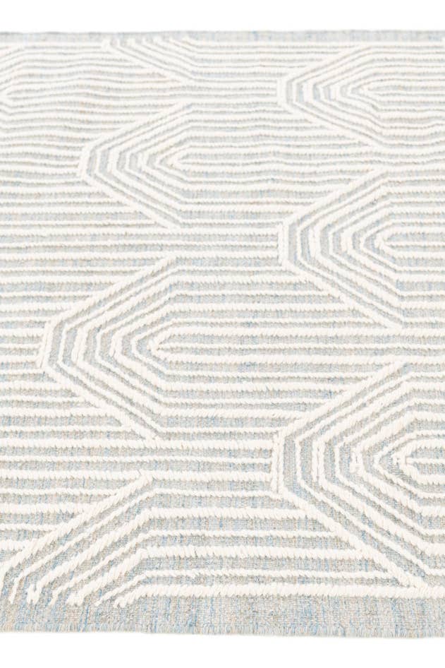 Detail image of 4' 1 x 6' 2 Hand Woven Rug
