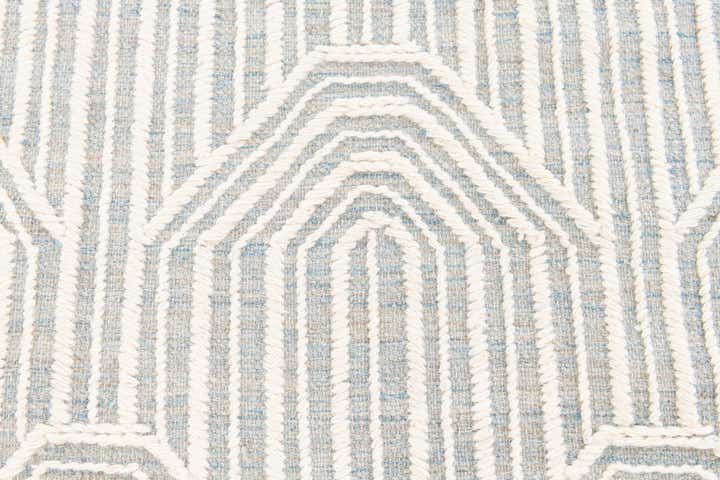 4' 1 x 6' 2 Hand Woven Rug