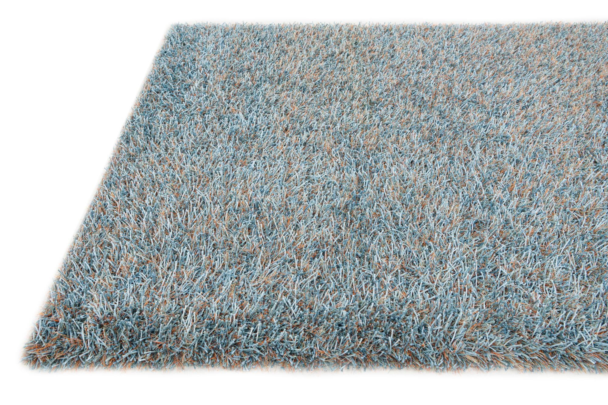5' x 6' 7 Hand Woven Two-Tone Shag Rug