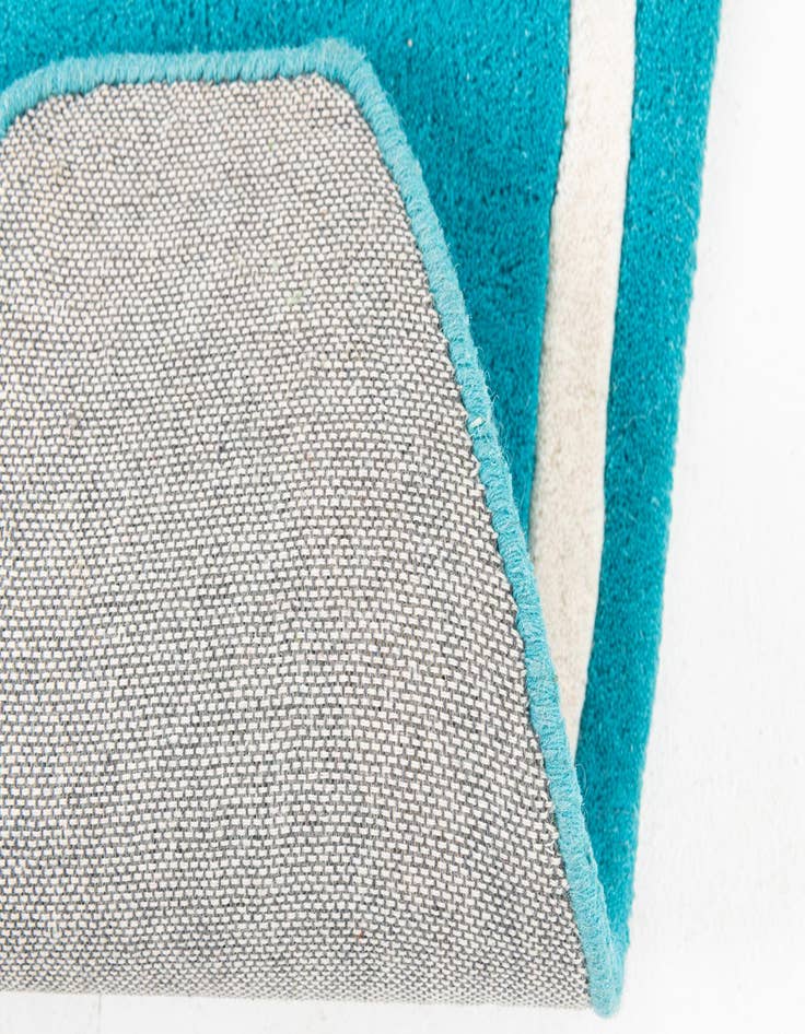 Detail image of 2' x 8' 9 SurfBoard Wool Freeform Rug