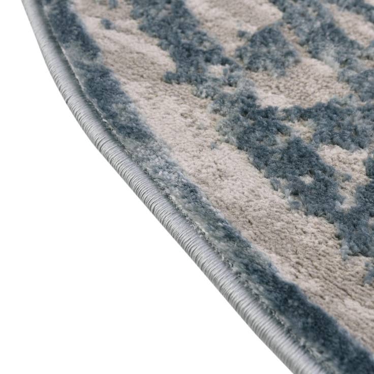 Detail image of 4' x 6' Chesterfield Oval Rug