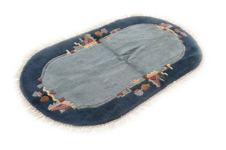 Detail image of 2' 5 x 4' 5 Hand Knotted Nepal Wool Oval Rug