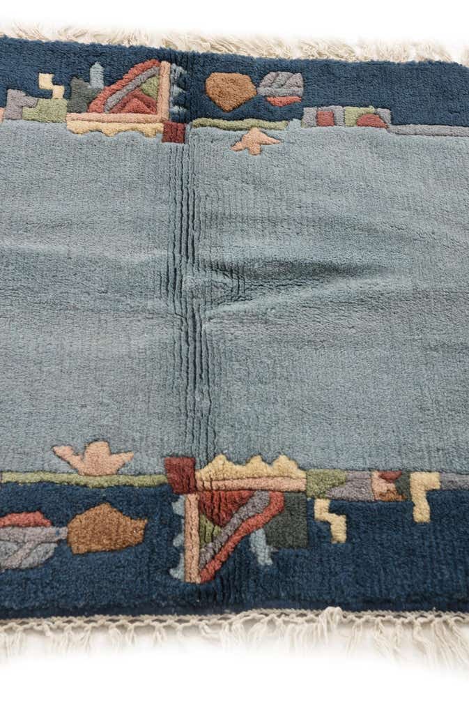 2' 5 x 4' 5 Hand Knotted Nepal Wool Oval Rug