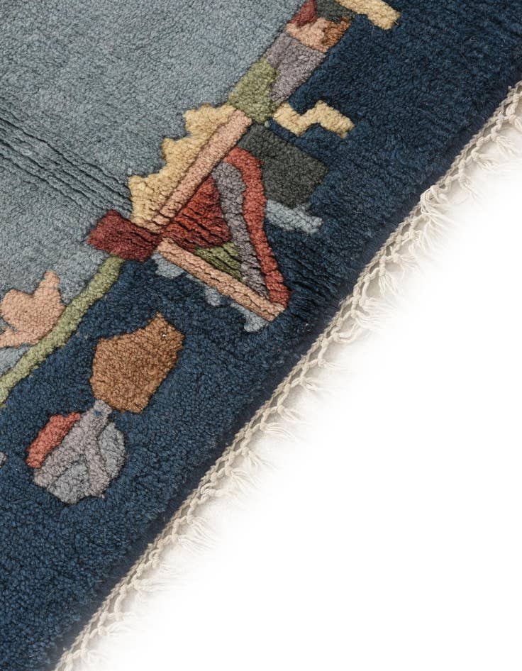 Detail image of 2' 5 x 4' 5  Hand Knotted Nepal Wool Oval Rug