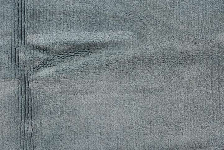 2' 5 x 4' 5 Hand Knotted Nepal Wool Oval Rug