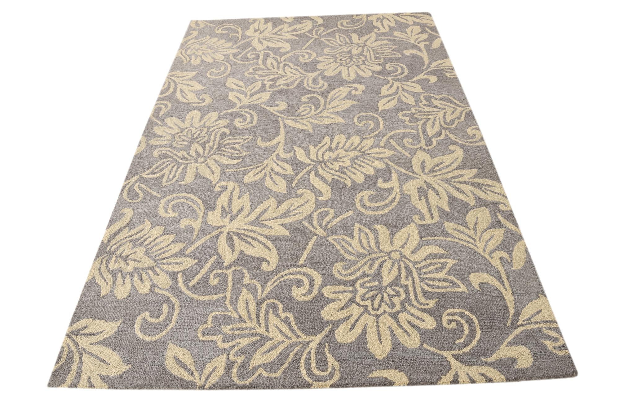 5' x 7' 11 Agra Rug