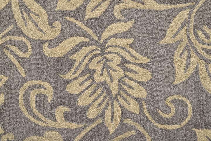 5' x 7' 11 Agra Rug