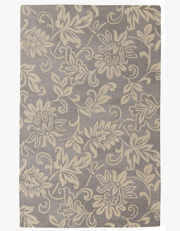 5' x 7' 11 Agra Rug