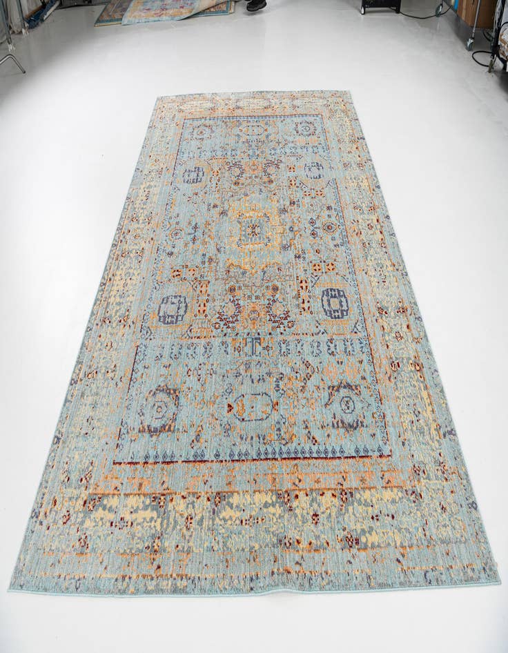 Detail image of 7' x 10' Alexis Rug