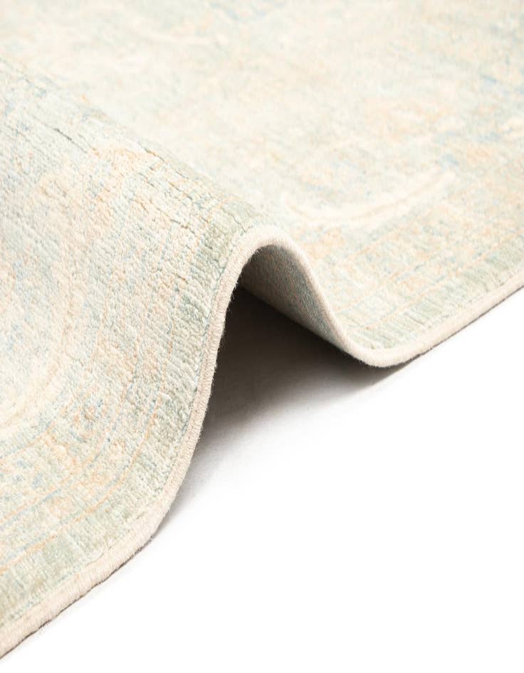 Detail image of 7' 10 x 9' 7 Amina Rug