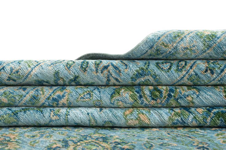 Detail image of 7' 11 x 9' 7 Amina Rug