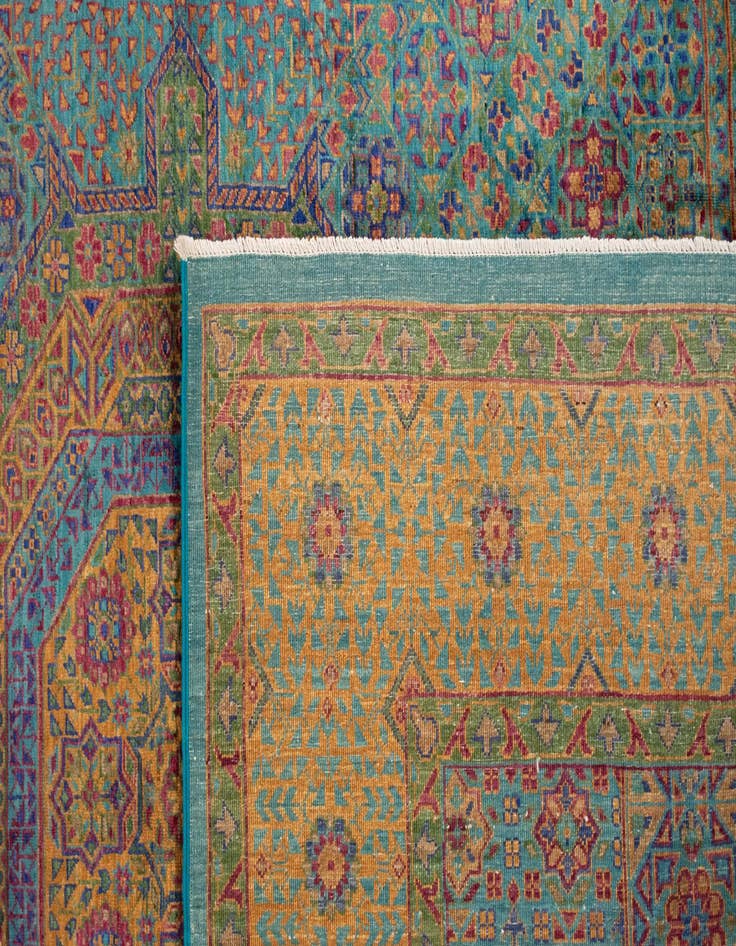 Detail image of 5' 10 x 7' 9 Amina Wool Rug
