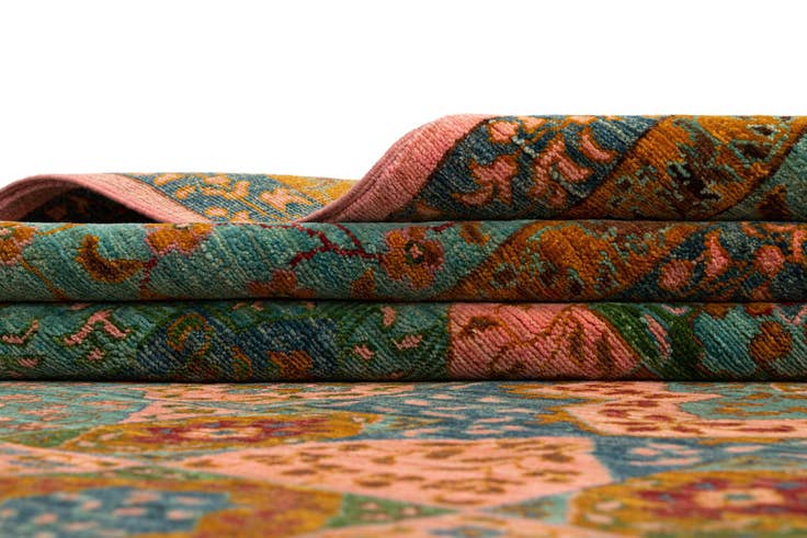 Detail image of 7' 10 x 10' 6 Amina Wool Rug