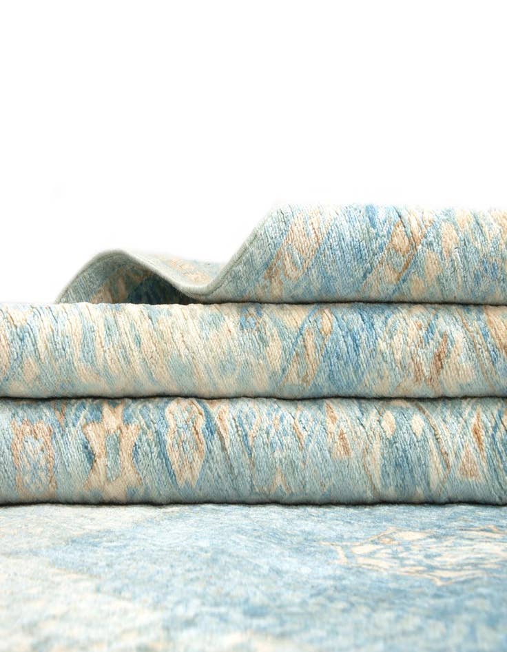 Detail image of 8' x 11' 3 Hand Knotted Amina Rug