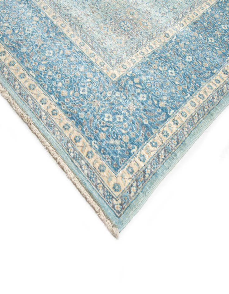 Detail image of 8' 8 x 11' 8 Hand Knotted Amina Rug