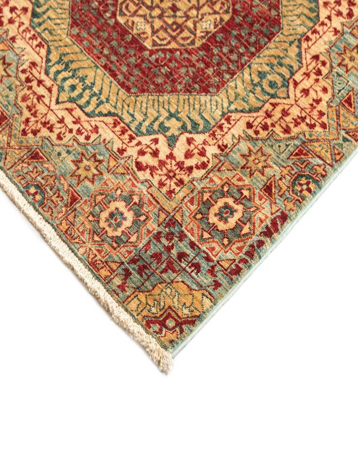 Detail image of 2' 10 x 16' 5 Hand Knotted Amina Rug