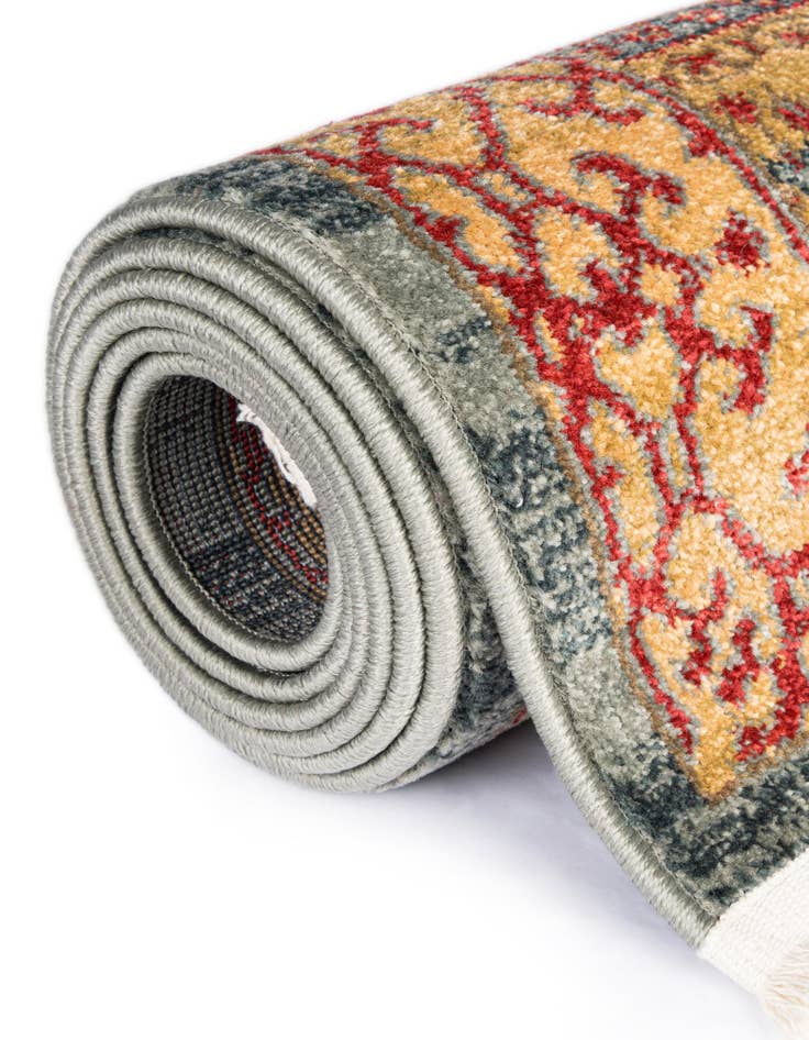 Detail image of 8' x 11' Amina Rug