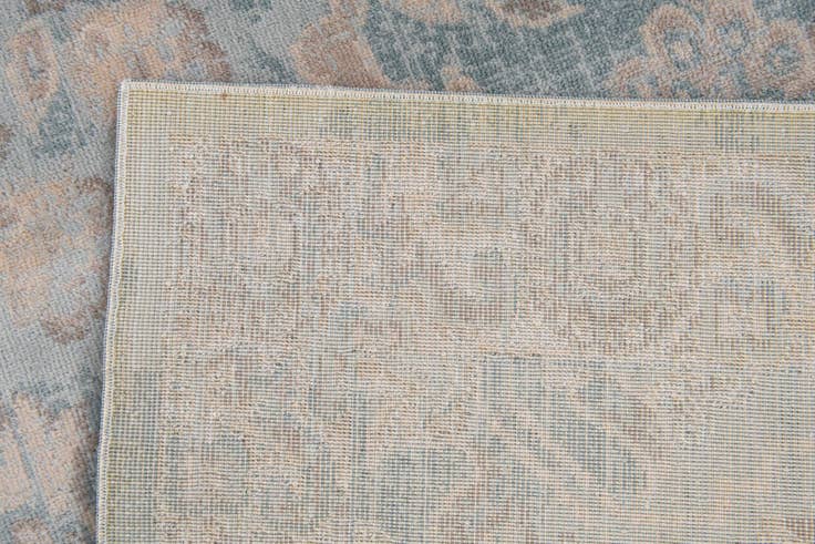 Detail image of 4' 10 x 8' Aqua Rug