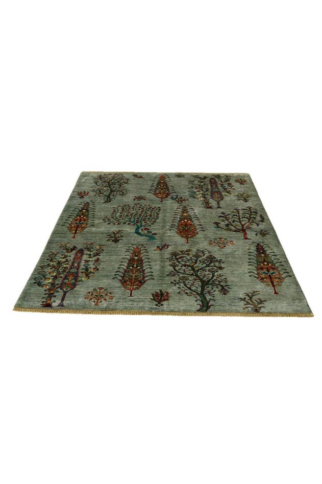 Detail image of 4' 11 x 6' 9 Hand Knotted Ariana Ziegler Rug