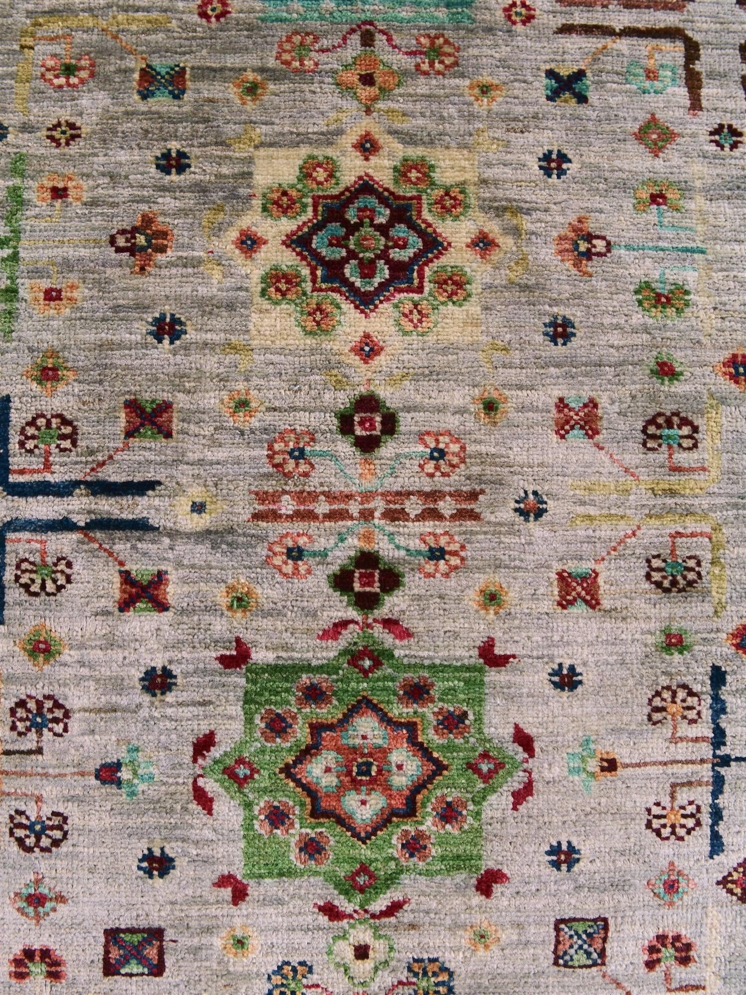 4' x 6' 2 Hand Knotted Ariana Ziegler Rug
