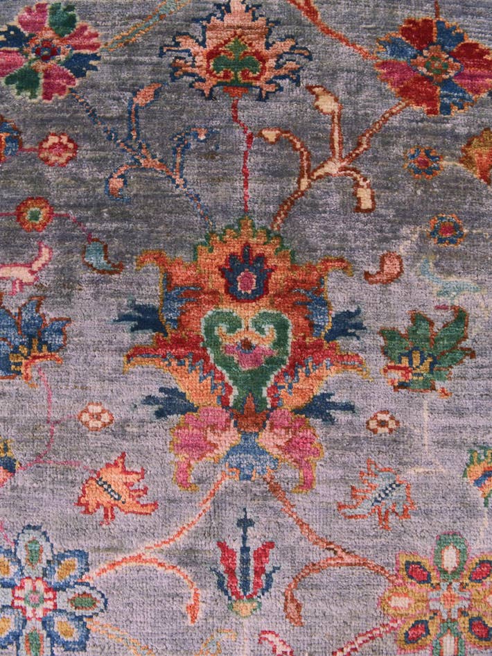 Detail image of 5' 1 x 6' 11 Hand Knotted Ariana Ziegler Rug