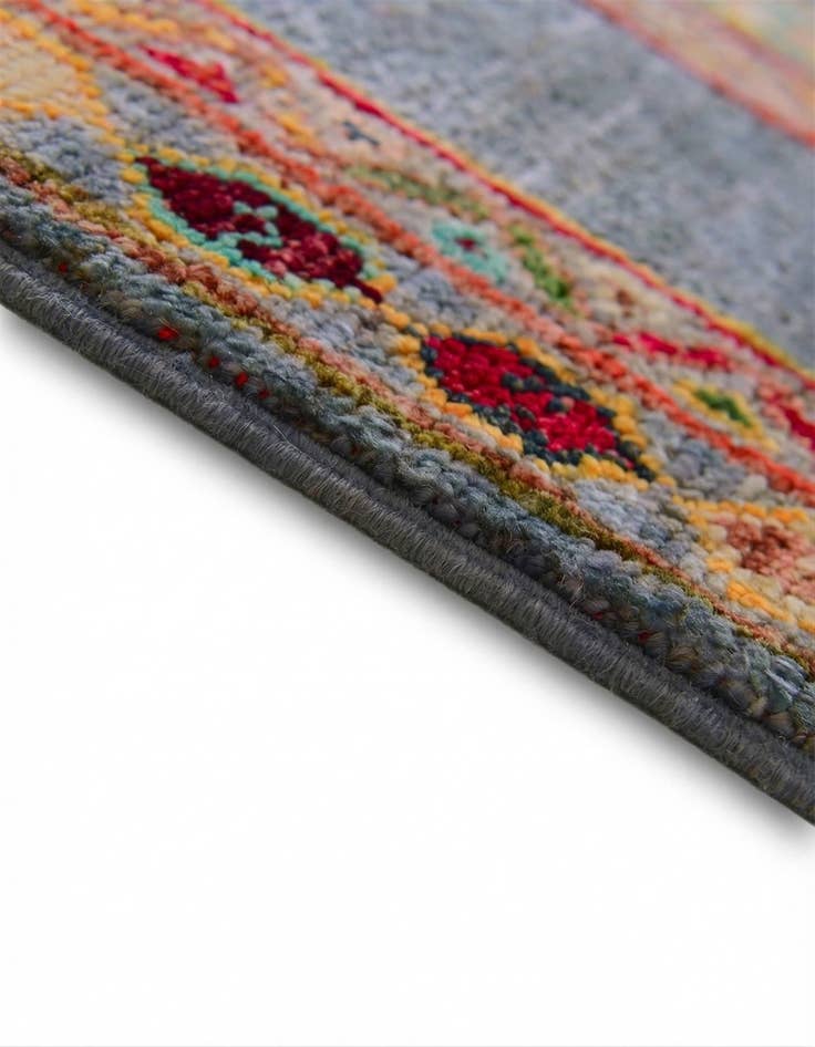 Detail image of 5' 1 x 6' 9 Hand Knotted Ariana Ziegler Rug