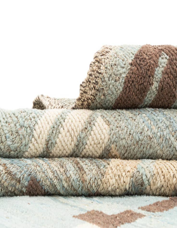 Detail image of 9' 6 x 11' 9  Hand Knotted Beni Marok Rug