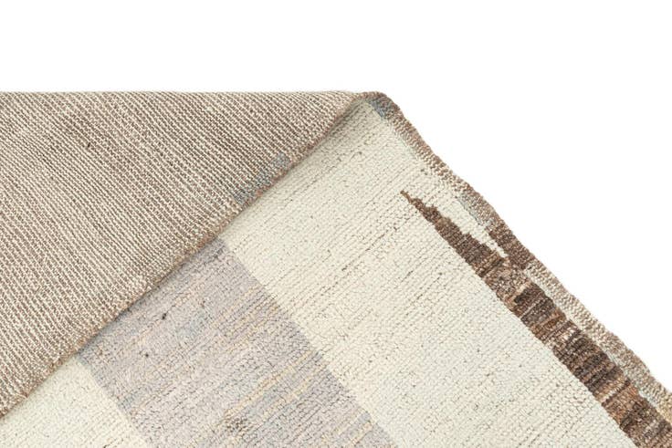 Detail image of 3' 2 x 9' 10 Hand Knotted Beni Marok Rug