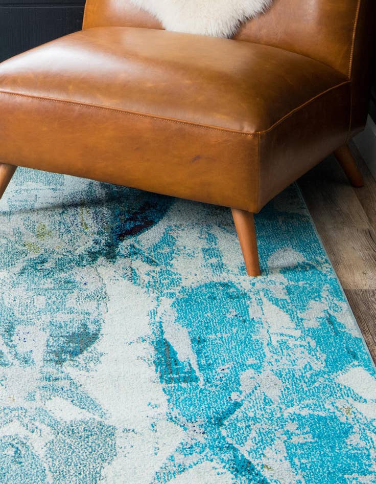 Detail image of 5' x 8'  Washable Capri Rug