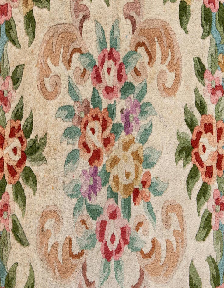 Detail image of 8' 4 x 11' 7  Hand Knotted Carved Pekin Wool Rug