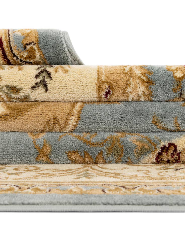 Detail image of 7' 10 x 10' Classic Aubusson Rug