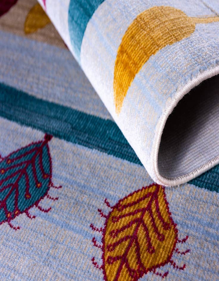 Detail image of 4' 3 x 6' Dakota Rug